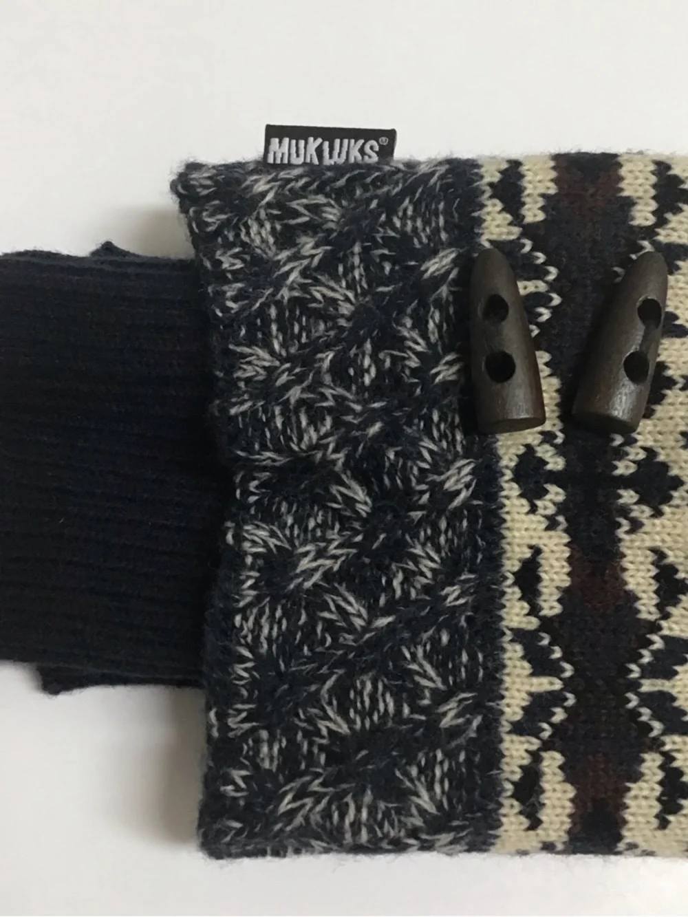 Muk Luks Boot Toppers Knit Cuff Navy Blue Brown Argyle Wood Button Acrylic NEW